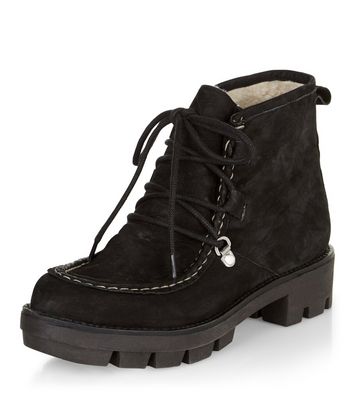 lace up desert boots