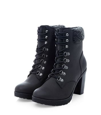 black-faux-shearling-cuff-lace-up-block-heel-ankle-boots-