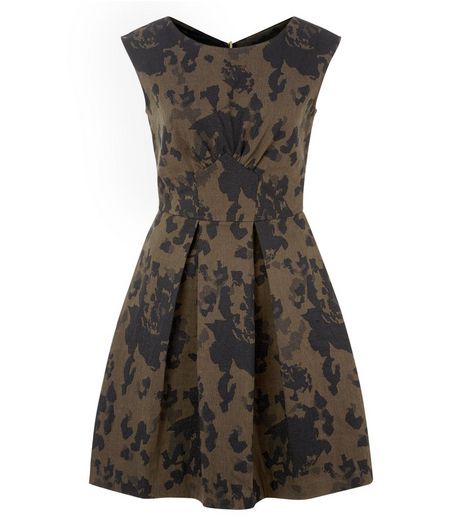 Closet Khaki Camouflage Print Box Pleat Dress | New Look