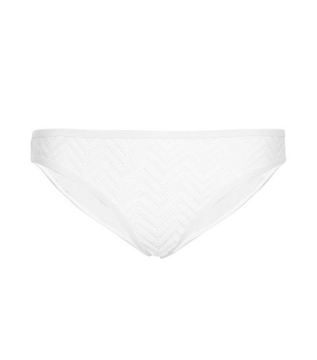 White Zig Zag Crochet Bikini Bottoms | New Look