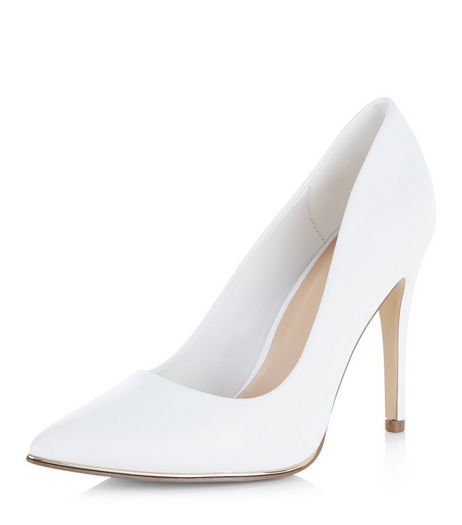Wide Fit White Pointed Court Shoes | New Look