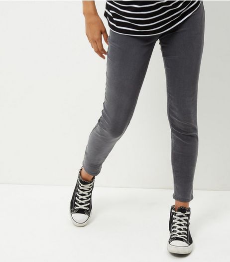 Maternity Grey Over Bump Jeggings | New Look