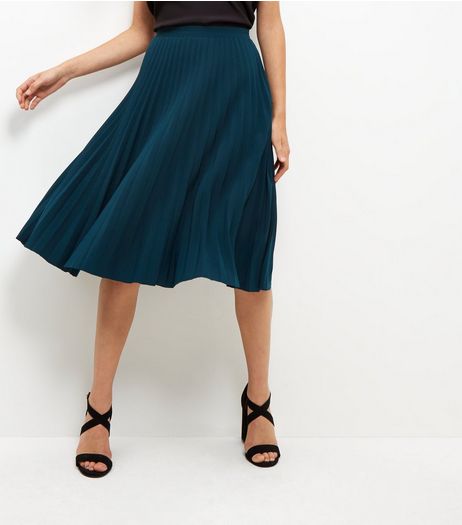 Green Pleated Midi Skirt | New Look