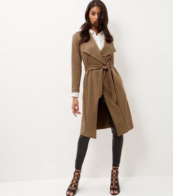 http://media.newlookassets.com/i/newlook/377911734D1/womens/jackets-and-coats/coats/khaki-split-side-waterfall-coat/?$plp_3_row$