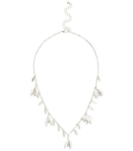 White Flower Drop Necklace | New Look