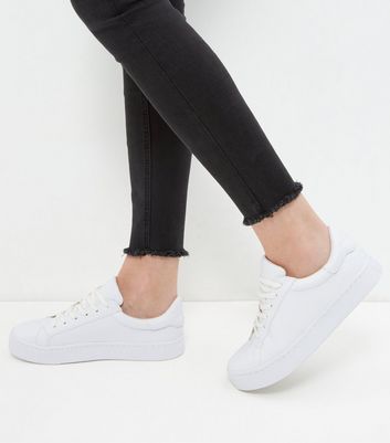 white-lace-up-contrast-trim-plimsolls