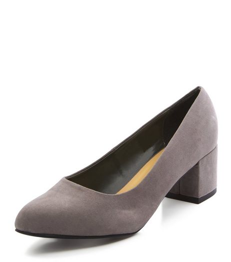 Wide Fit Grey Suedette Court Shoes | New Look