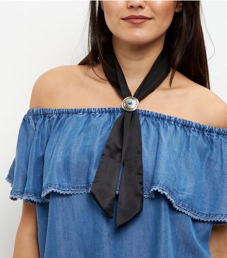 Silver Engraved Stone Bandana Toggle | New Look