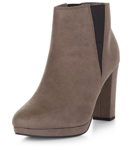 Grey Suedette Platform Cheslea Boots | New Look