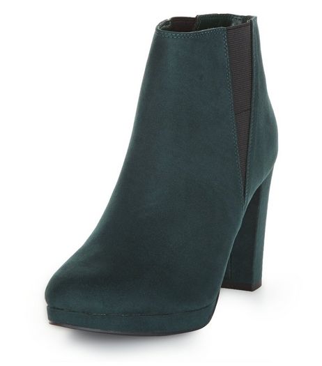 Dark Green Suedette Platform Cheslea Boots | New Look
