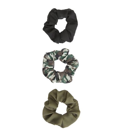 3 Pack Dark Green Camo Print Scrunchies | New Look