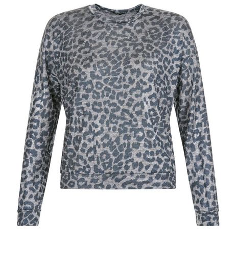 Petite Grey Animal Print Top | New Look