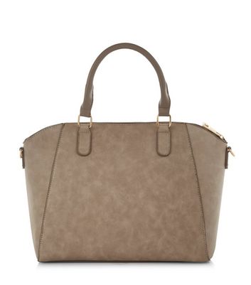 http://media.newlookassets.com/i/newlook/384173723D2/womens/bags-and-purses/tote-shopper-bags/mink-patchwork-tote-bag