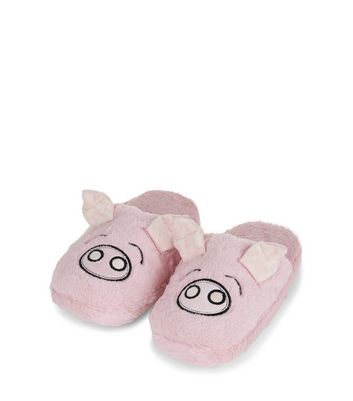 http://media.newlookassets.com/i/newlook/384655570D1/teens/shoes-and-boots/slippers/teens-pink-faux-fur-pig-slippers/?$plp_3_row$