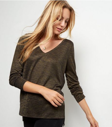 Khaki Fine Knit V Neck Long Sleeve Top | New Look