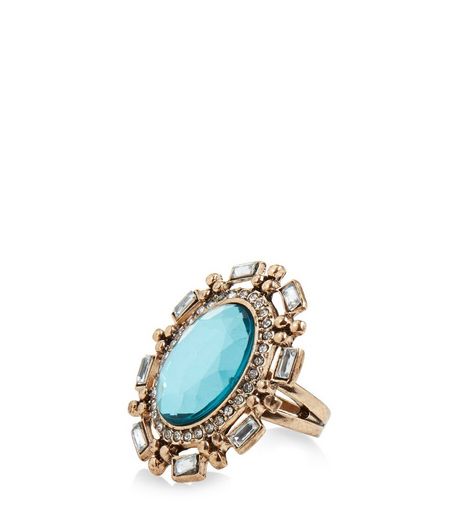 Green Oval Stone Diamante Trim Cocktail Ring | New Look