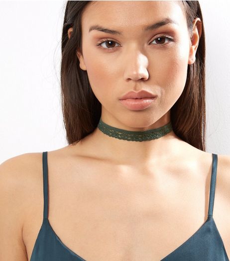 Dark Green Lace Choker | New Look