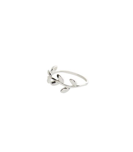 Sterling Silver Leaf Ring | New Look