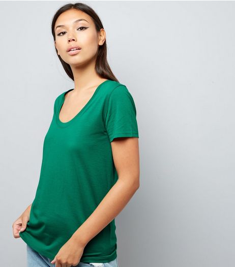Green Scoop Neck Short Sleeve T-Shirt | New Look