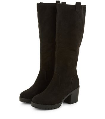 http://media.newlookassets.com/i/newlook/392642801D1/shoe-gallery/view-all-boots/knee-high-boots/black-suedette-platform-knee-boots/?$new_pdp_thumb_image$