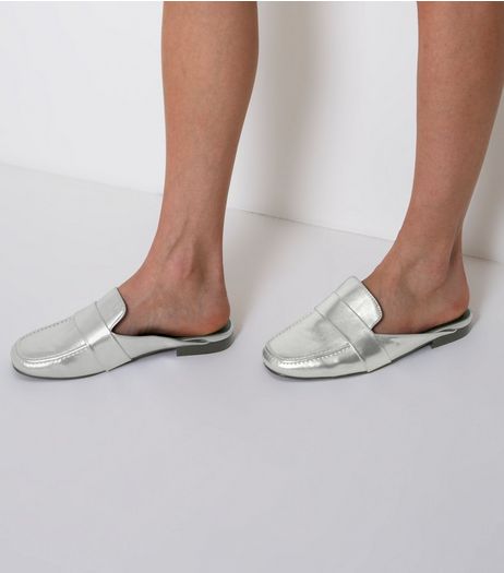 Wide Fit Silver Metallic Mule Loafers | New Look