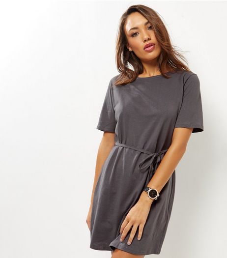 Grey Tie Waist Short Sleeve Tunic Dress | New Look