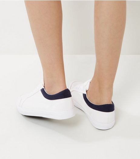 Wide Fit White Contrast Trim Lace Up Trainers | New Look