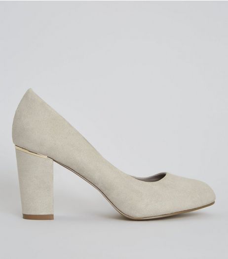 Wide Fit Grey Suedette Metal Trim Court Shoes | New Look