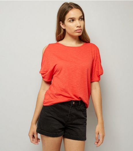 Red Twist Sleeve Cold Shoulder T-Shirt | New Look
