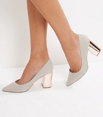 grey pointed court shoes