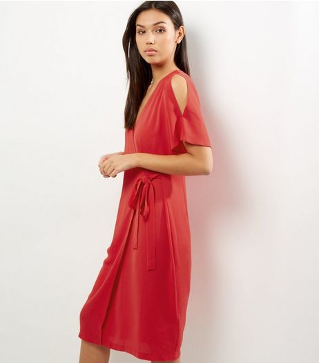 Red Short Sleeve Wrap Front Midi Dress | New Look