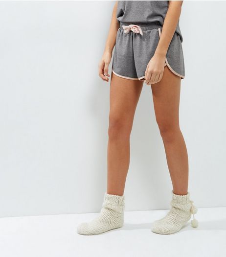 Pale Grey Brushed Sateen Trim Lounge Shorts | New Look