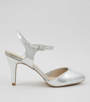 wide fit metallic heels