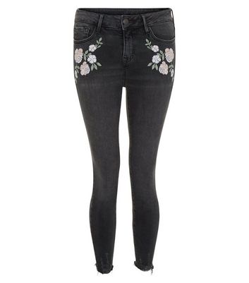 Petite Dark Grey Floral Embroidered Raw Hem Jeans | New Look