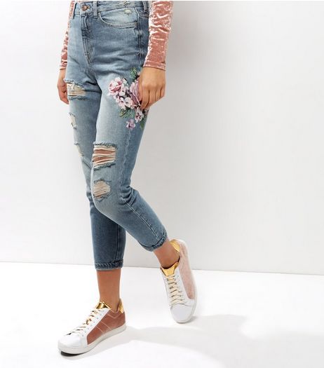 Blue High Waisted Floral Print Ripped Mom Tori Jeans | New Look