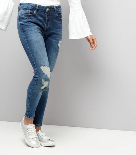 Petite Blue Washed Ripped Skinny Jenna Jeans | New Look