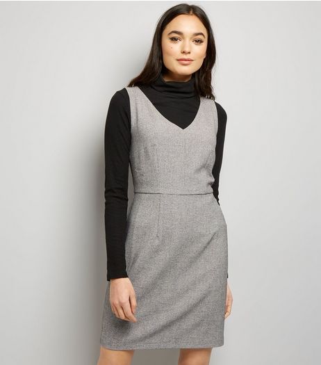 Light Grey V Neck Pencil Dress | New Look