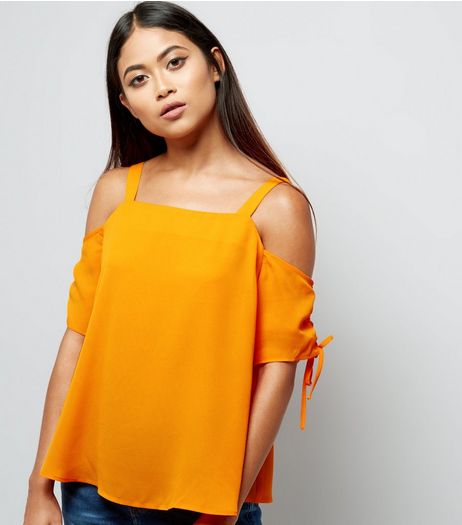 Petite Orange Ruched Sleeve Cold Shoulder Top | New Look