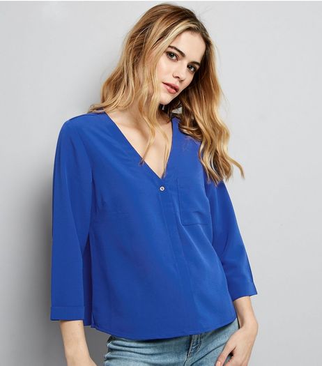 Blue V Neck 3/4 Sleeve Cropped Shirt | New Look