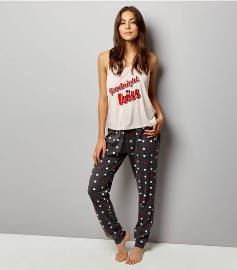 Shell Pink Goodnight Kisses Heart Print Pyjama Set | New Look