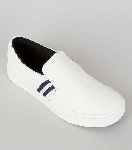 Teens White Contrast Elasticated Stripe Strap Plimsolls | New Look