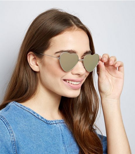 Silver Mirror Heart Lens Sunglasses | New Look