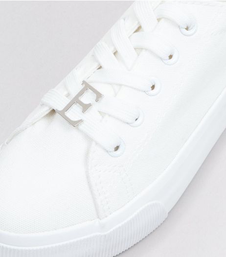 Silver E Initial Shoelace Charm | New Look