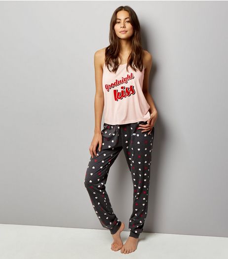 Tall Shell Pink Goodnight Kisses Heart Print Pyjama Set | New Look
