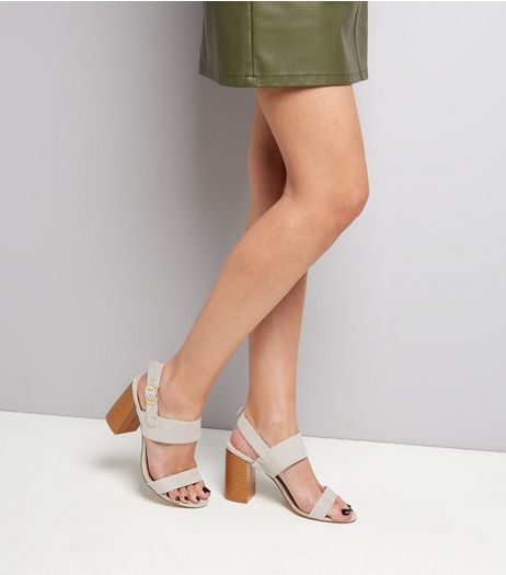 Wide Fit Grey Suedette Flared Heel Sandals | New Look