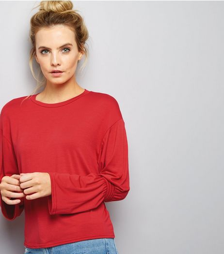 Petite Red Ruche Sleeve Top | New Look