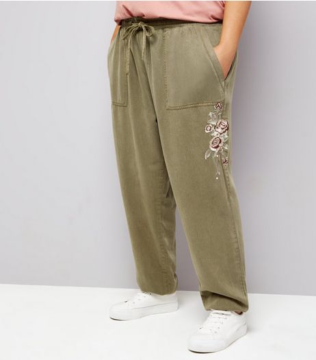Curves Khaki Floral Embroidered Joggers | New Look