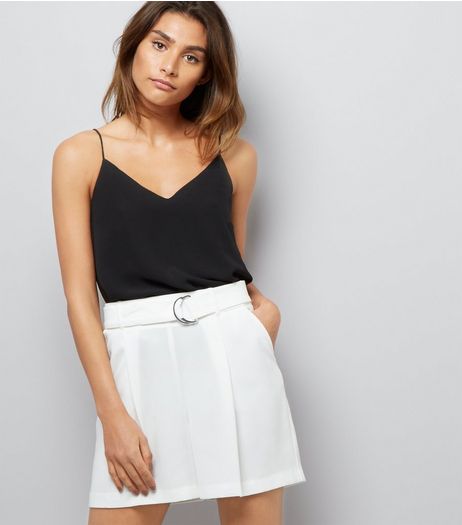 White D Ring Belt Pleated Shorts | New Look