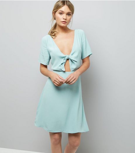 Green Tie Front Skater Dress | New Look