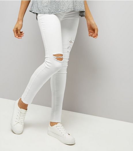 Maternity White Ripped Under Bump Skinny Jeans | New Look